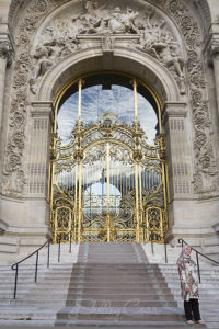 Petit Palais, Paris, France by Shelley Coar https://wanderlustbound.com/doors-of-the-world/